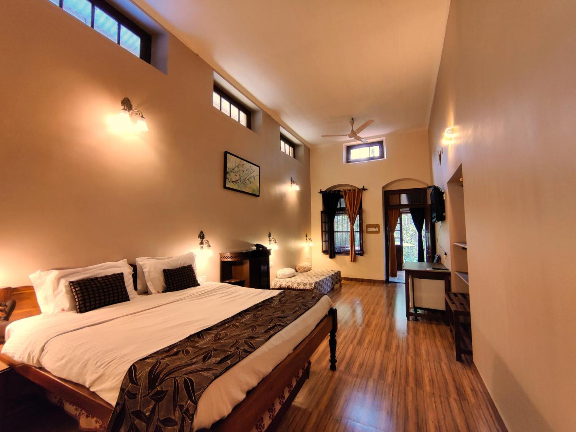 Hotel Mount View Heritage Панчгани Номер фото